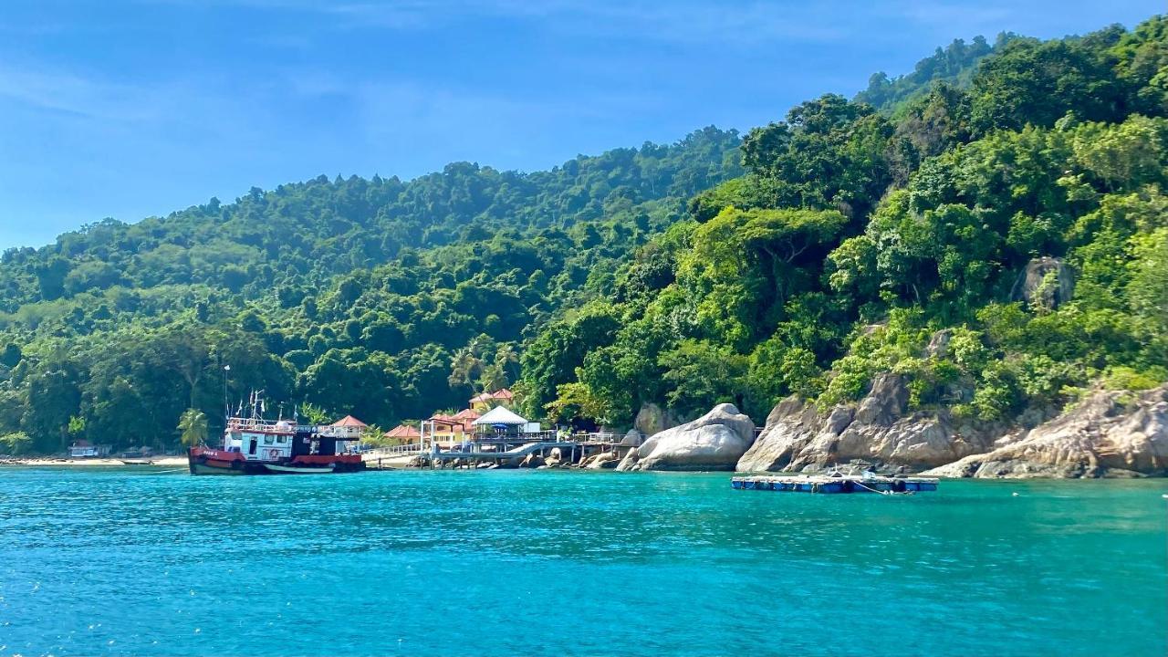 NAZZA Homestay Besut Kampung Raja Luaran gambar